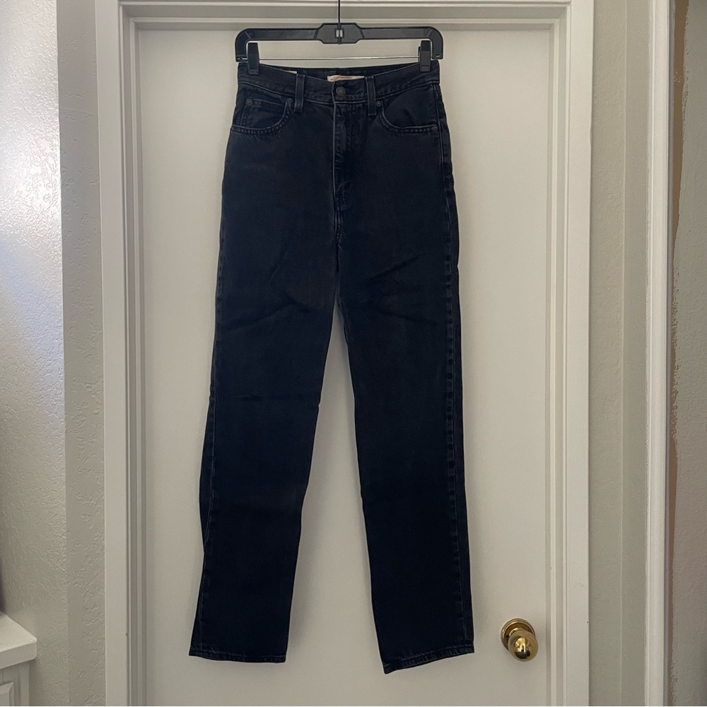 Levi's Black Straight Leg Jeans Timeless Design